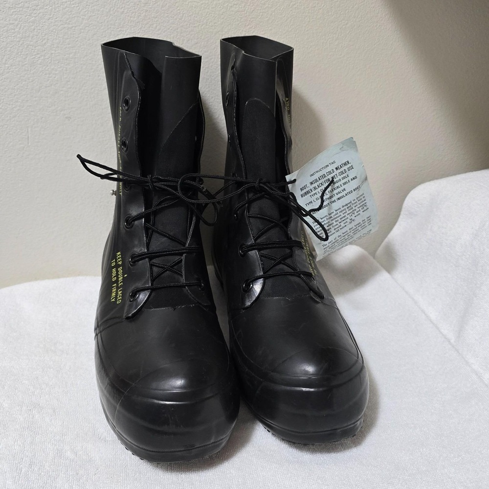 VTG BATA Mickey Mouse Black Rubber Bunny‎ Boots Mens Sz 10N USA Extreme 1980s
